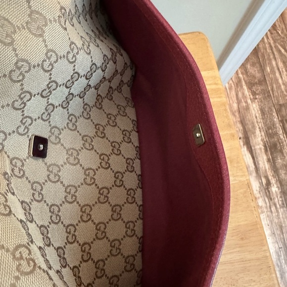 Gucci Eclipse Canvas Shoulder Bag - Picture 11 of 16